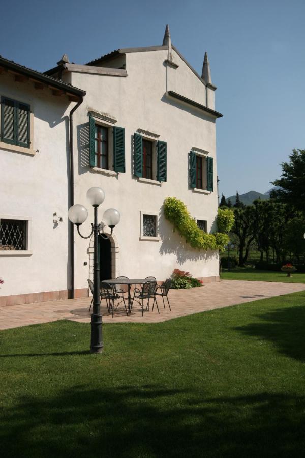 Villa Brignoli Rivalta di Brentino Exterior photo