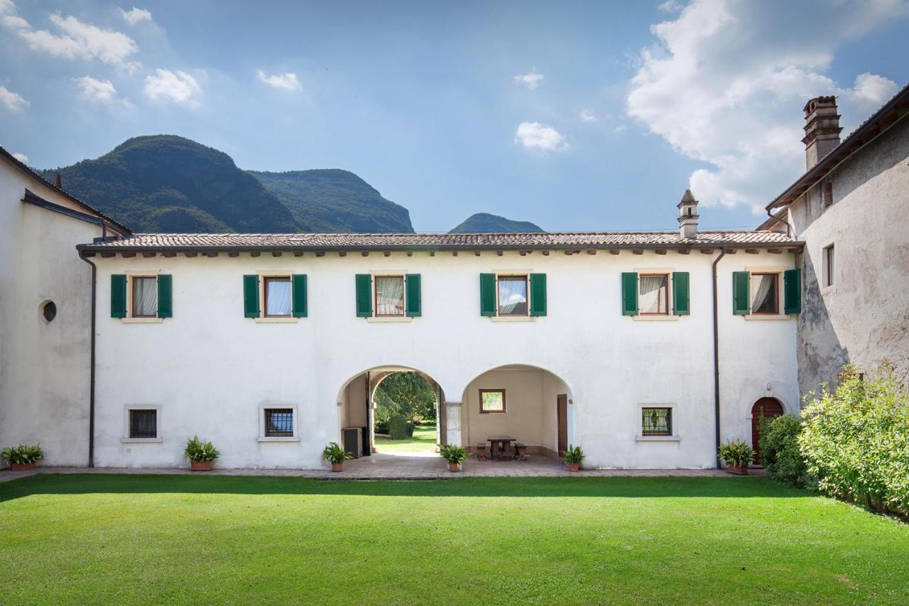 Villa Brignoli Rivalta di Brentino Exterior photo